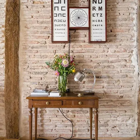 Aston - Todo El Encanto Del Casco Viejo De 公寓 *