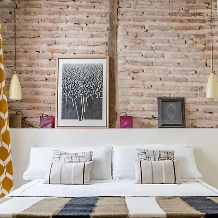 Aston - Todo El Encanto Del Casco Viejo De Apartman *