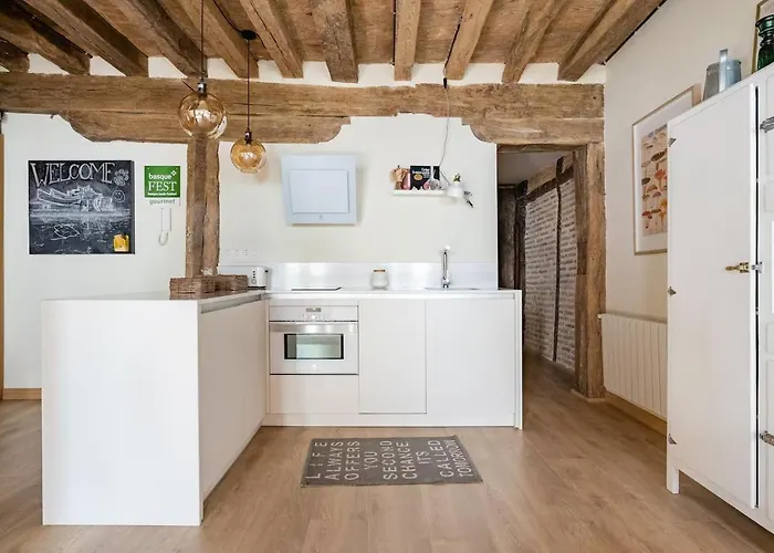 Aston - Todo El Encanto Del Casco Viejo De Apartmán Bilbao